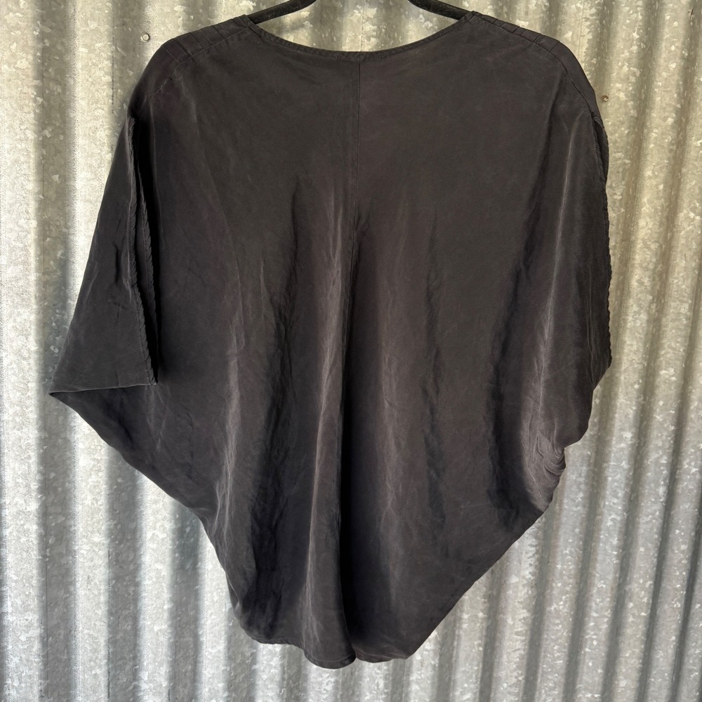 The Podolls Black 100% Silk Pintuck Pleat Dolman Sleeve Button Front Top XS boho - Picture 7 of 12